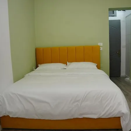 Modern In Center 1-bedroom Apartamento